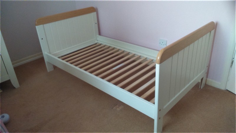 mamas and papas prairie cot bed